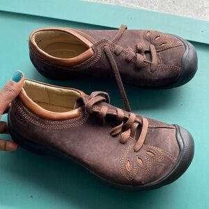 Keen Brown Leather Sneakers